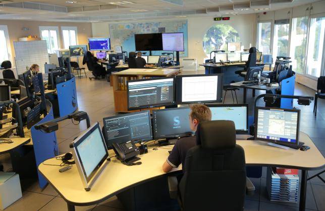 i4 Safe screens