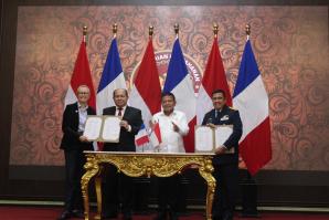 Scorpene evolved contract signing ceremony